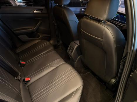 VOLKSWAGEN Nivus 1.0 4P FLEX 200 TSI HIGHLINE TURBO AUTOMÁTICO, Foto 13