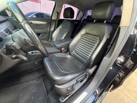 VOLKSWAGEN Passat 2.0 16V 4P FSI AUTOM�TICO DSG, Foto 8