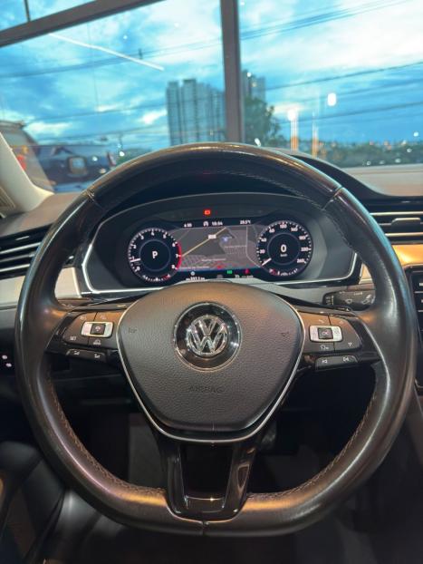 VOLKSWAGEN Passat 2.0 16V 4P TSI TURBO HIGHLINE 220 CV AUTOM�TICO, Foto 17