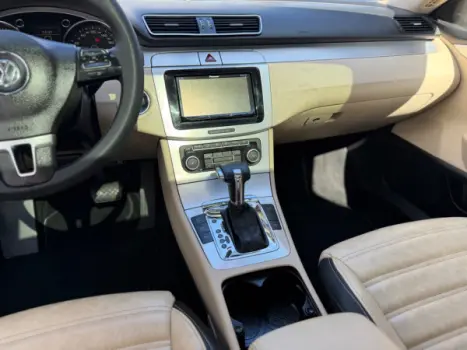 VOLKSWAGEN Passat 3.6 24V 4P FSI CC AUTOM�TICO, Foto 9