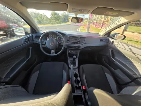 VOLKSWAGEN Polo Hatch 1.0 4P MPI TRACK, Foto 16 VOLKSWAGEN Polo Hatch 1.0 4P MPI TRACK, Foto 16