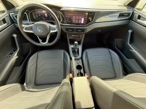 VOLKSWAGEN Polo Hatch 1.0 4P 170 TSI HIGHLINE AUTOM�TICO, Foto 9