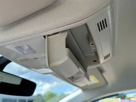 VOLKSWAGEN Polo Hatch 1.0 4P 170 TSI HIGHLINE AUTOM�TICO, Foto 16