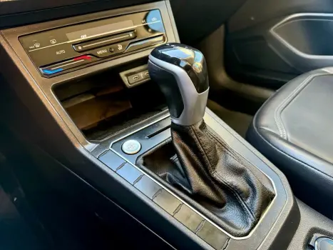 VOLKSWAGEN Polo Hatch 1.0 4P 170 TSI HIGHLINE AUTOMÁTICO, Foto 14 VOLKSWAGEN Polo Hatch 1.0 4P 170 TSI HIGHLINE AUTOMÁTICO, Foto 14