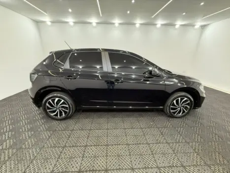 VOLKSWAGEN Polo Hatch 1.0 4P 170 TSI HIGHLINE AUTOMÁTICO, Foto 4 VOLKSWAGEN Polo Hatch 1.0 4P 170 TSI HIGHLINE AUTOMÁTICO, Foto 4