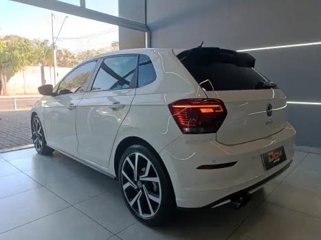 VOLKSWAGEN Polo Hatch 1.4 4P 250 TSI GTS AUTOMÁTICO, Foto 3 VOLKSWAGEN Polo Hatch 1.4 4P 250 TSI GTS AUTOMÁTICO, Foto 3