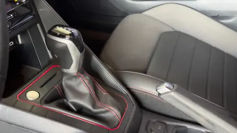 VOLKSWAGEN Polo Hatch 1.4 4P 250 TSI GTS AUTOMÁTICO, Foto 22 VOLKSWAGEN Polo Hatch 1.4 4P 250 TSI GTS AUTOMÁTICO, Foto 22