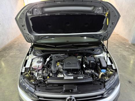 VOLKSWAGEN Polo Hatch 1.0 12V 4P 200 TSI  COMFORTLINE AUTOMÁTICO, Foto 13 VOLKSWAGEN Polo Hatch 1.0 12V 4P 200 TSI  COMFORTLINE AUTOMÁTICO, Foto 13