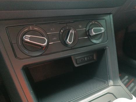 VOLKSWAGEN Polo Hatch 1.0 4P MPI TRACK, Foto 6