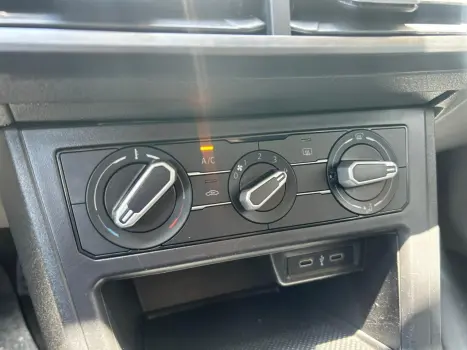 VOLKSWAGEN Polo Hatch 1.0 12V 4P 200 TSI  COMFORTLINE AUTOMTICO, Foto 13