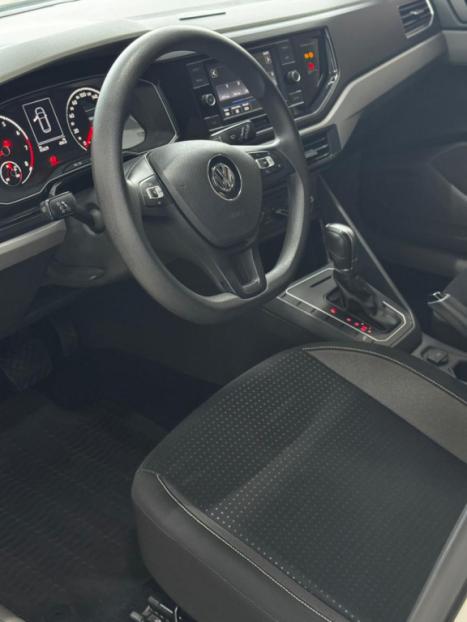 VOLKSWAGEN Polo Hatch 1.0 12V 4P 200 TSI  COMFORTLINE AUTOM�TICO, Foto 19