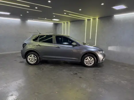 VOLKSWAGEN Polo Hatch 1.0 12V 4P 200 TSI  COMFORTLINE AUTOM�TICO, Foto 5