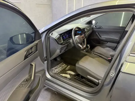 VOLKSWAGEN Polo Hatch 1.0 12V 4P 200 TSI  COMFORTLINE AUTOM�TICO, Foto 9