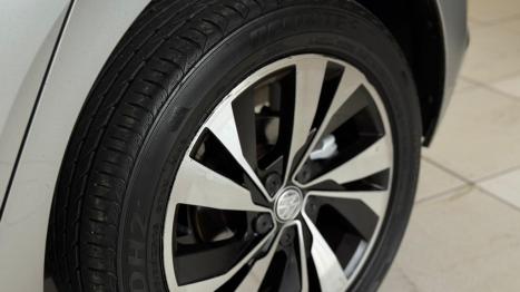 VOLKSWAGEN Polo Hatch 1.0 12V 4P 200 TSI  COMFORTLINE AUTOM�TICO, Foto 15