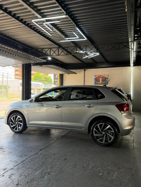 VOLKSWAGEN Polo Hatch 1.0 12V 4P 200 TSI HIGHLINE AUTOM�TICO, Foto 12
