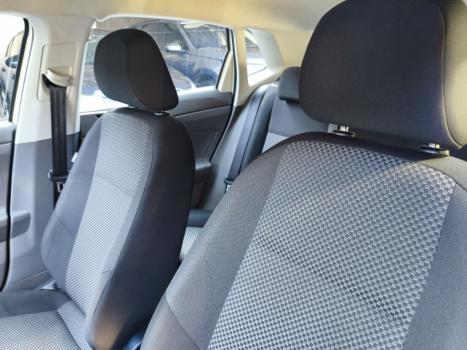 VOLKSWAGEN Polo Hatch 1.6 4P, Foto 13