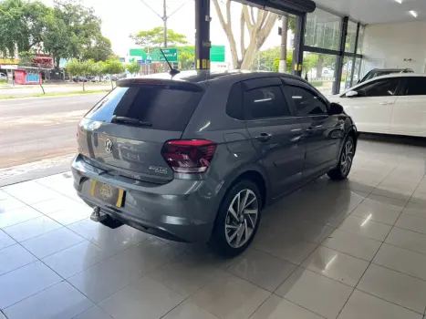 VOLKSWAGEN Polo Hatch 1.0 12V 4P 200 TSI HIGHLINE AUTOM�TICO, Foto 13