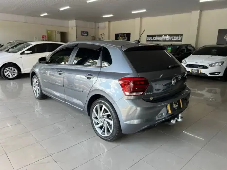VOLKSWAGEN Polo Hatch 1.0 12V 4P 200 TSI HIGHLINE AUTOM�TICO, Foto 14