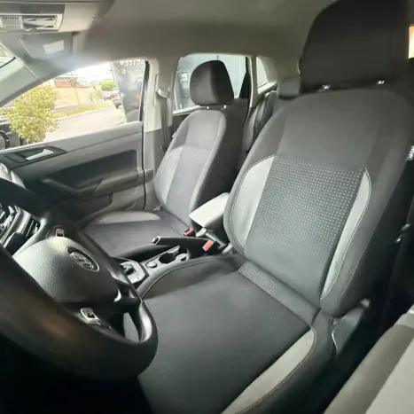 VOLKSWAGEN Polo Hatch 1.0 12V 4P 200 TSI  COMFORTLINE AUTOM�TICO, Foto 11