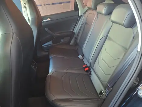 VOLKSWAGEN Polo Hatch 1.0 4P 170 TSI HIGHLINE AUTOM�TICO, Foto 9