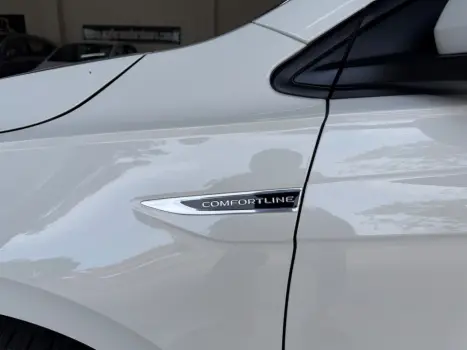 VOLKSWAGEN Polo Hatch 1.0 12V 4P 200 TSI  COMFORTLINE AUTOM�TICO, Foto 8