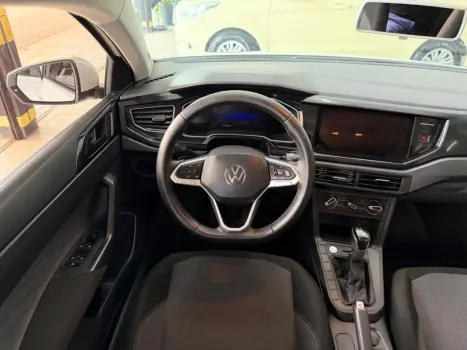 VOLKSWAGEN Polo Hatch 1.0 12V 4P 200 TSI  COMFORTLINE AUTOM�TICO, Foto 10