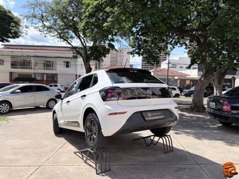 VOLKSWAGEN Polo Hatch 1.0 4P MPI TRACK ROCK IN ROCK, Foto 6