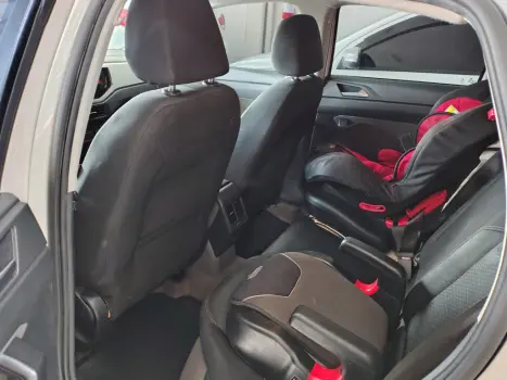 VOLKSWAGEN Polo Hatch 1.0 12V 4P 200 TSI HIGHLINE AUTOM�TICO, Foto 7