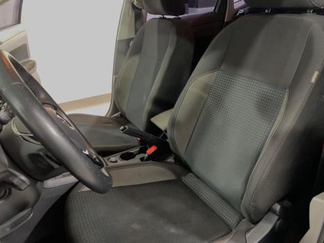 VOLKSWAGEN Polo Hatch 1.0 12V 4P 200 TSI  COMFORTLINE AUTOM�TICO, Foto 18