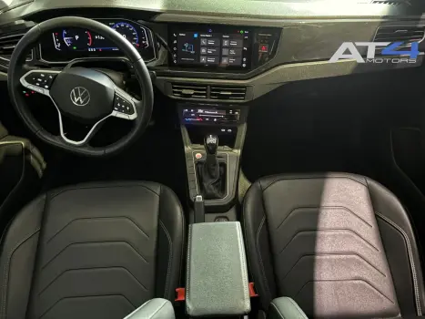 VOLKSWAGEN Polo Hatch 1.0 4P 170 TSI HIGHLINE AUTOM�TICO, Foto 4