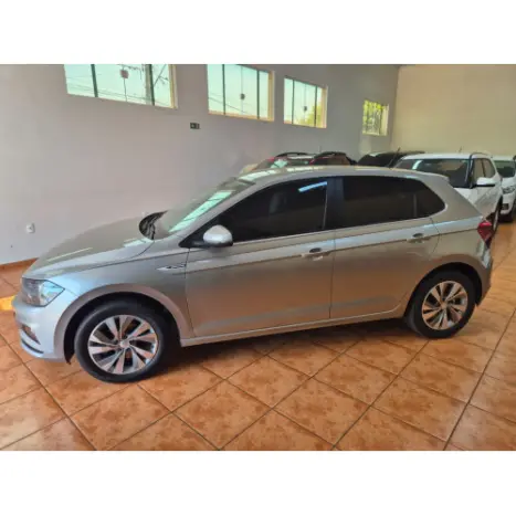 VOLKSWAGEN Polo Hatch 1.0 12V 4P 200 TSI  COMFORTLINE AUTOM�TICO, Foto 11