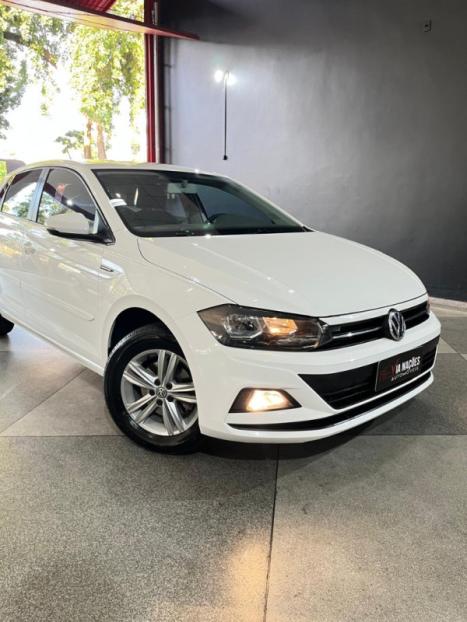 VOLKSWAGEN Polo Hatch 1.0 12V 4P 200 TSI  COMFORTLINE AUTOM�TICO, Foto 3