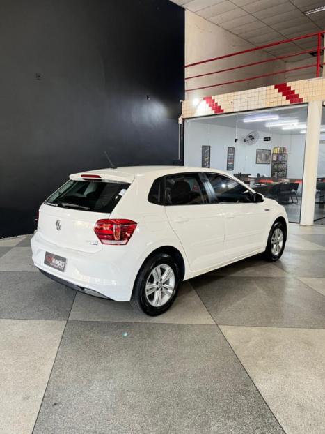 VOLKSWAGEN Polo Hatch 1.0 12V 4P 200 TSI  COMFORTLINE AUTOM�TICO, Foto 5
