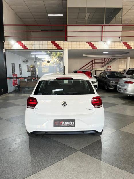 VOLKSWAGEN Polo Hatch 1.0 12V 4P 200 TSI  COMFORTLINE AUTOM�TICO, Foto 7