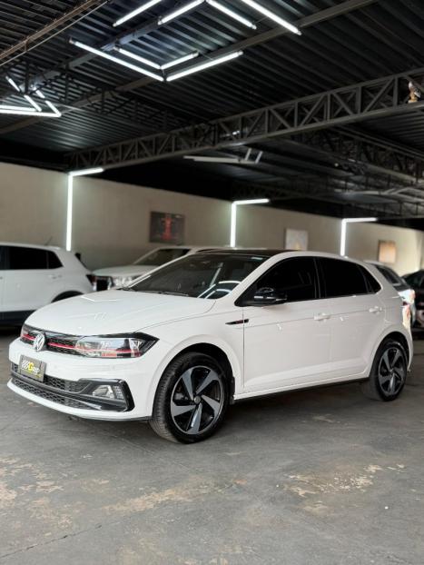 VOLKSWAGEN Polo Hatch 1.4 4P 250 TSI GTS AUTOM�TICO, Foto 2