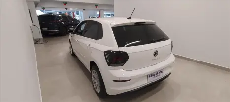 VOLKSWAGEN Polo Hatch 1.0 4P 170 TSI HIGHLINE AUTOM�TICO, Foto 4