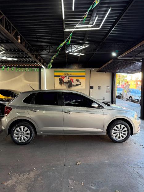 VOLKSWAGEN Polo Hatch 1.0 16V 4P, Foto 6