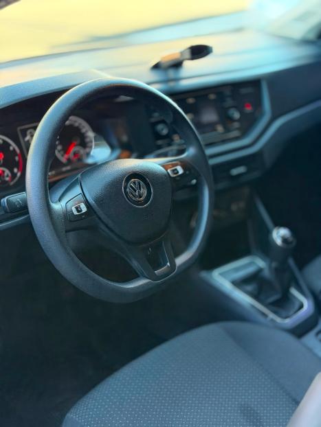 VOLKSWAGEN Polo Hatch 1.0 16V 4P, Foto 11