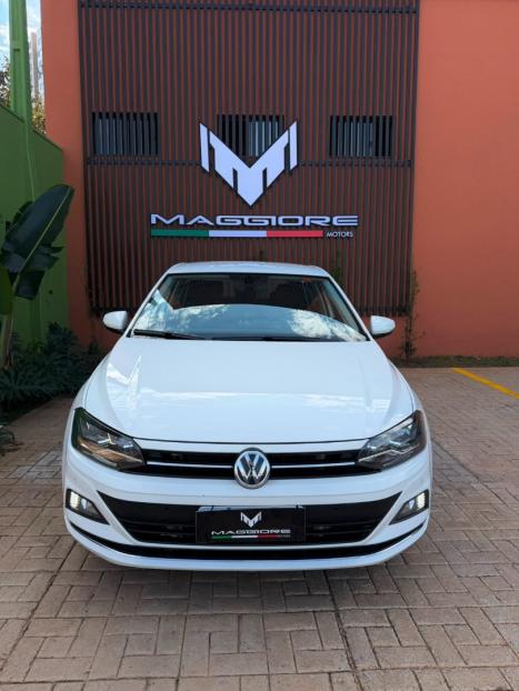 VOLKSWAGEN Polo Hatch 1.0 12V 4P 200 TSI HIGHLINE AUTOM�TICO, Foto 4