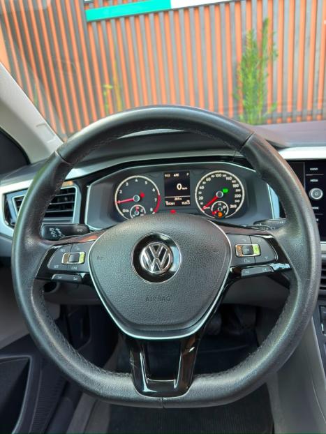 VOLKSWAGEN Polo Hatch 1.0 12V 4P 200 TSI HIGHLINE AUTOM�TICO, Foto 19