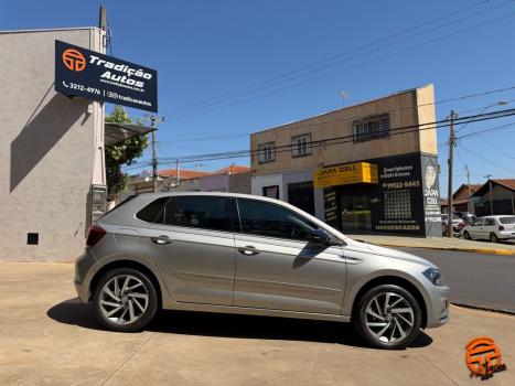 VOLKSWAGEN Polo Hatch 1.0 12V 4P 200 TSI HIGHLINE AUTOM�TICO, Foto 2