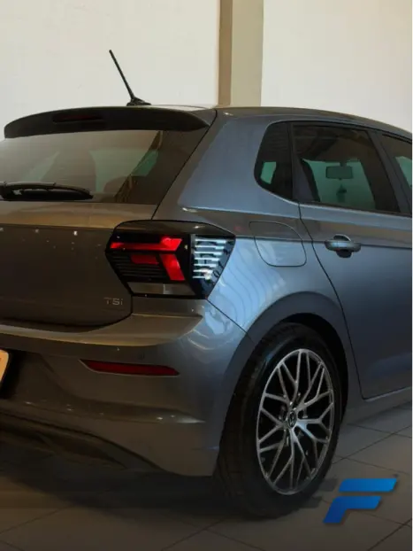 VOLKSWAGEN Polo Hatch 1.0 4P 170 TSI COMFORTLINE AUTOM�TICO, Foto 19
