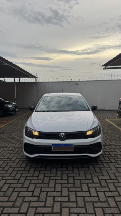 VOLKSWAGEN Polo Hatch 1.0 12V 4P MPI TRACK 1st EDITION, Foto 2