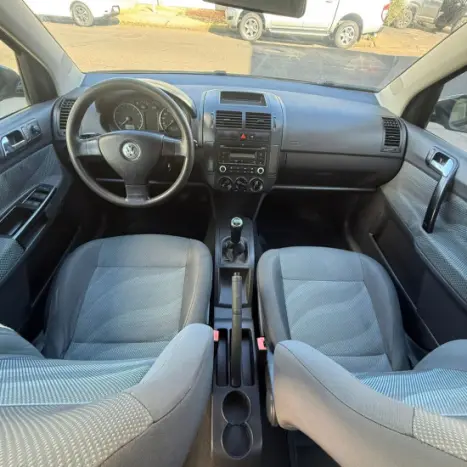 VOLKSWAGEN Polo Sedan 1.6 4P FLEX, Foto 2