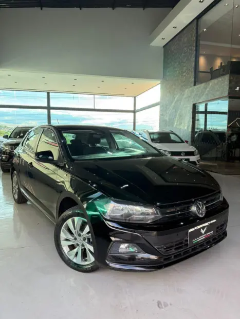 VOLKSWAGEN Polo Sedan 2.0 4P COMFORTLINE, Foto 3 VOLKSWAGEN Polo Sedan 2.0 4P COMFORTLINE, Foto 3