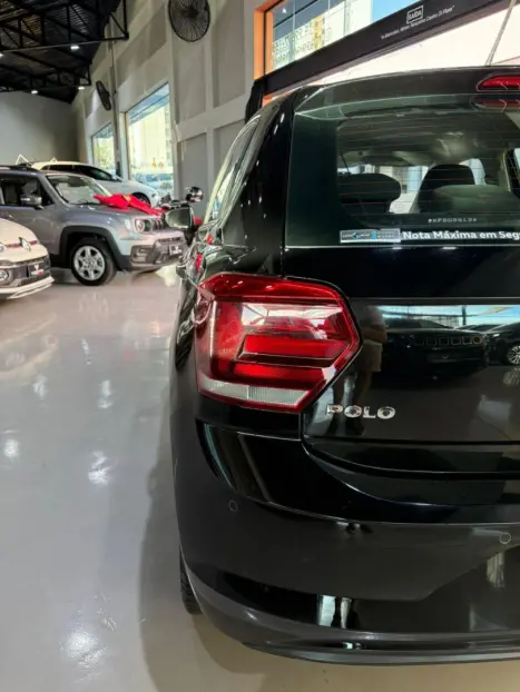 VOLKSWAGEN Polo Sedan 2.0 4P COMFORTLINE, Foto 9 VOLKSWAGEN Polo Sedan 2.0 4P COMFORTLINE, Foto 9