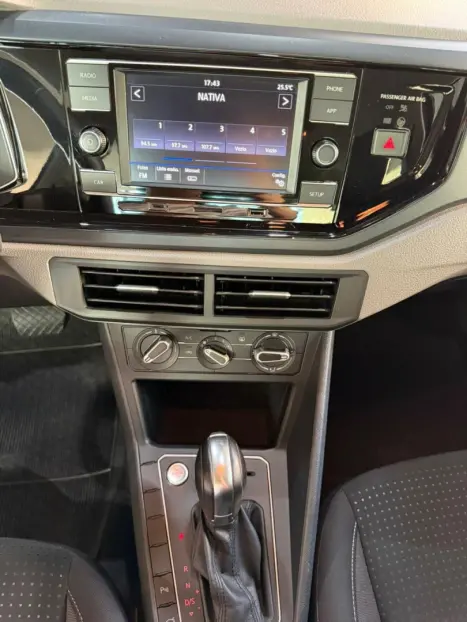 VOLKSWAGEN Polo Sedan 2.0 4P COMFORTLINE, Foto 14 VOLKSWAGEN Polo Sedan 2.0 4P COMFORTLINE, Foto 14