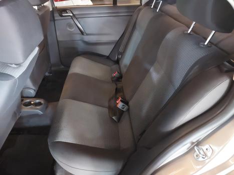 VOLKSWAGEN Polo Sedan 1.6 4P FLEX, Foto 6