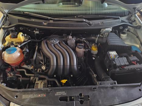 VOLKSWAGEN Polo Sedan 2.0 4P COMFORTLINE, Foto 7