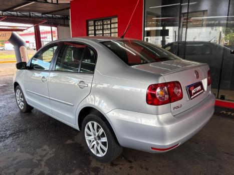 VOLKSWAGEN Polo Sedan 1.6 4P, Foto 4